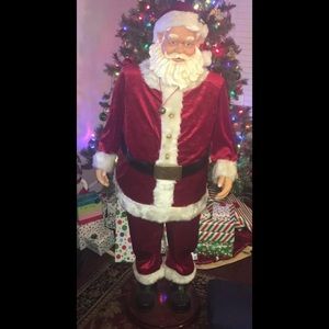 5 foot Singing Santa